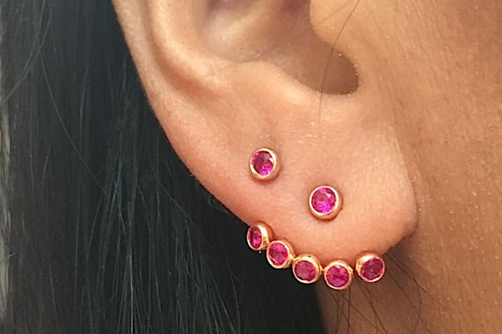Zierliche Vorne Hinten Front Back Ohrringe, Ohrstecker mit Swarovski Zirkonia in Rosa