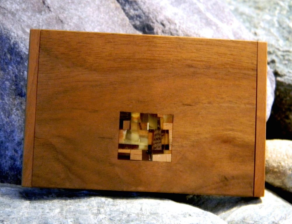 Visitkarten Etui - Nussholz und Bernstein Mosaik » Galerie Sandhofer